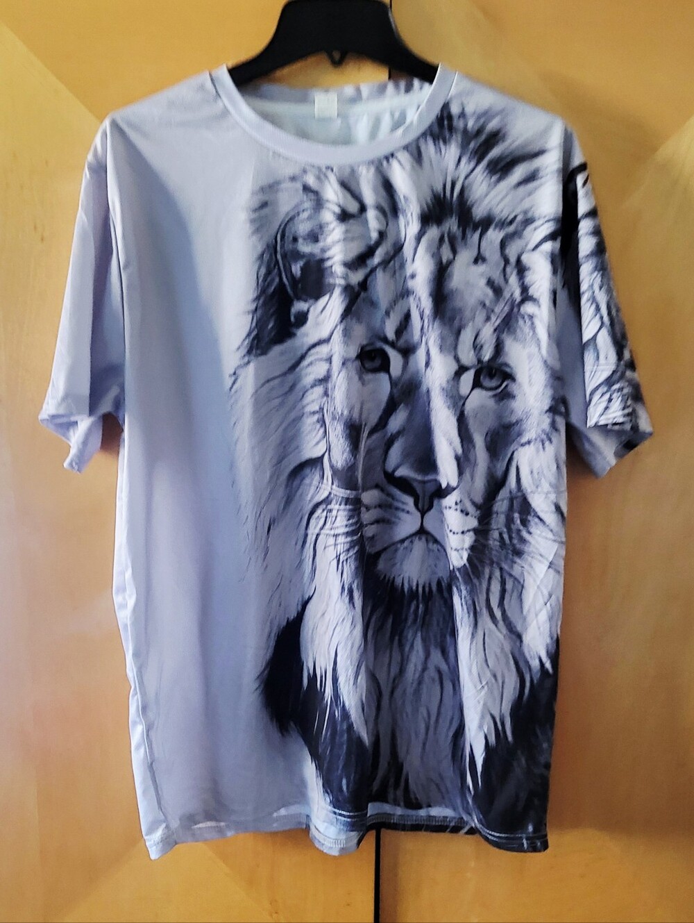 Lion Graphic T-Shirt